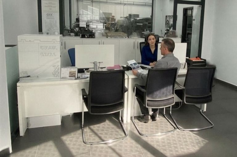 Recepción y Atención al Cliente